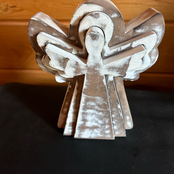 Whitewashed Nesting Angels 👼 - Picture 2 of 3